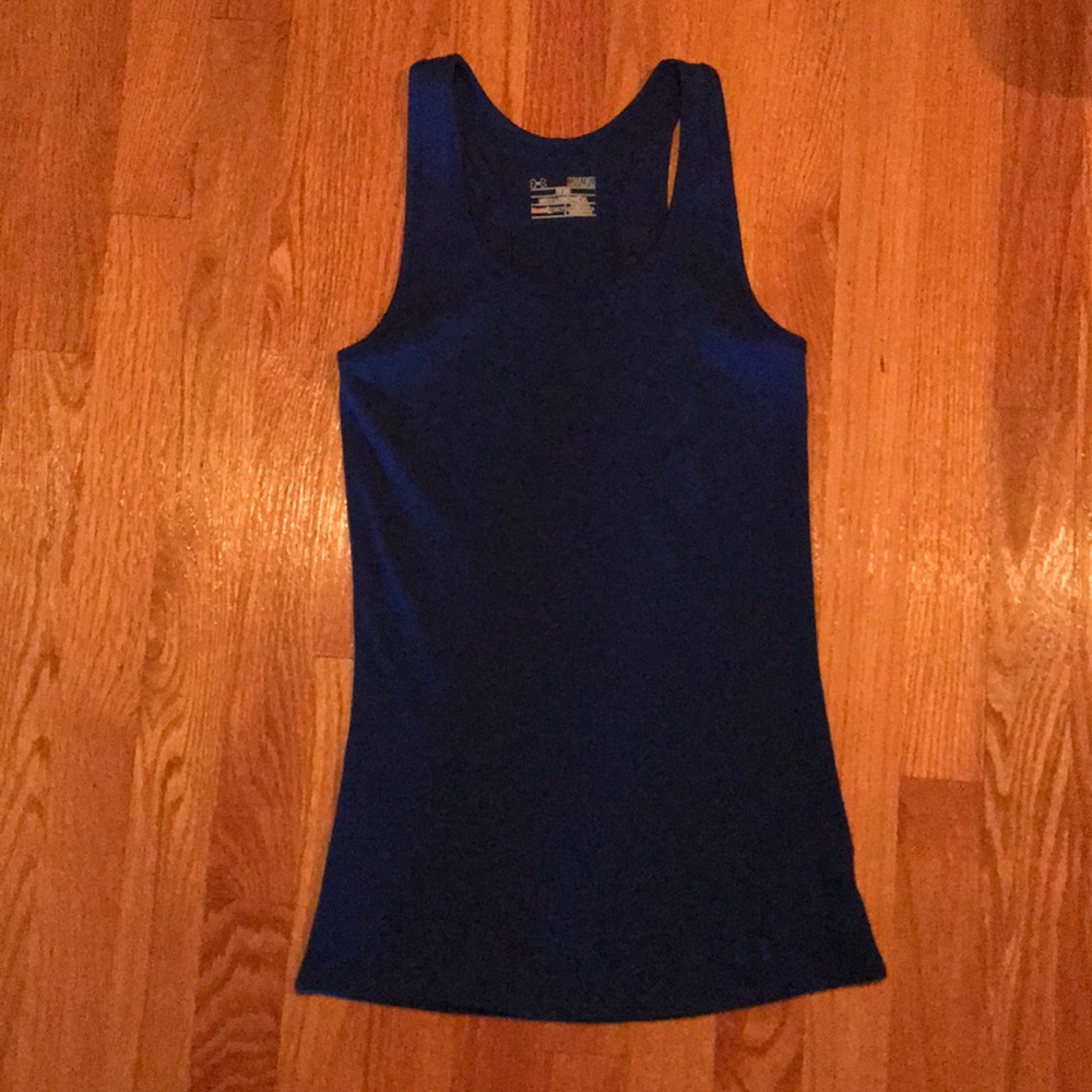 Black under Armour tank top